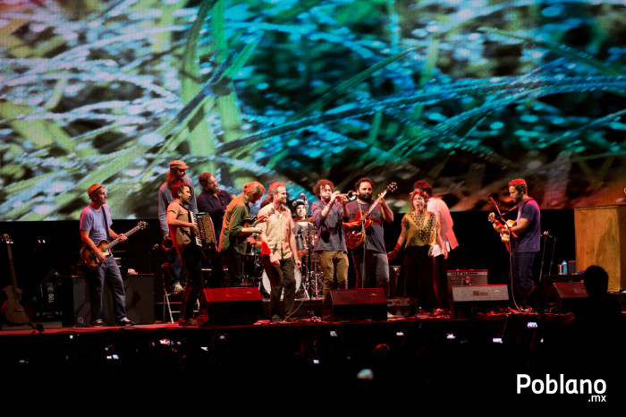 Jack Johnson and Edward Sharpe and the Magnetic Zeros Cumbre Tajín