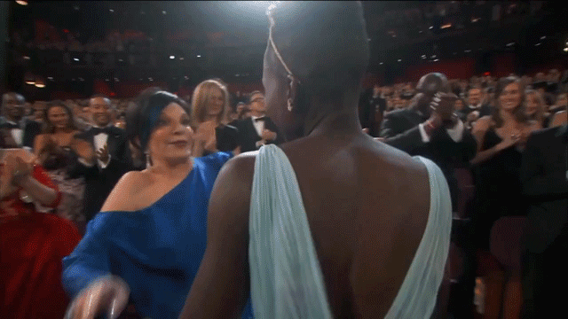 A Liza Minnelli le dieron ganas de abrazar a Lupita lupita gana