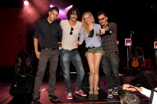 Jenny-And-The-Mexicats-en-Puebla