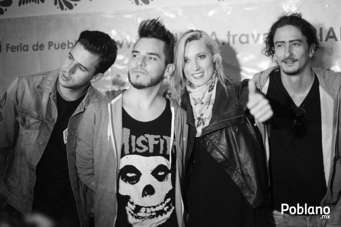 Jenny and the Mexicats/ Foto por: Pau Macias