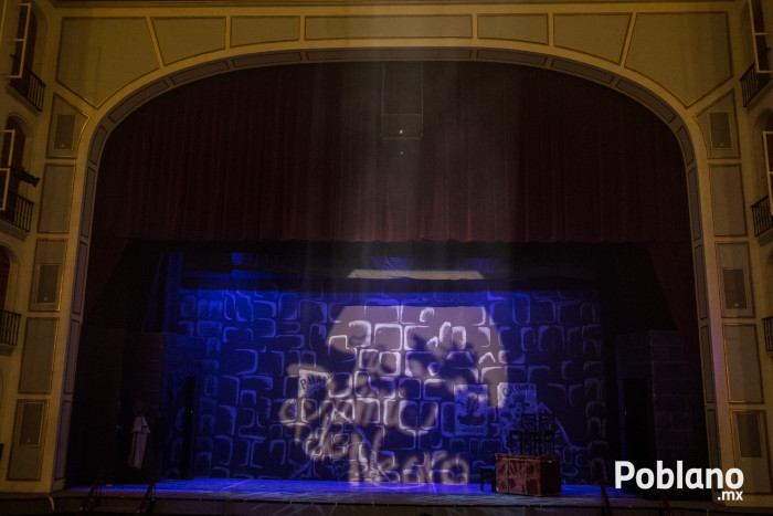 la-dama-de-negro-obra-teatro-14