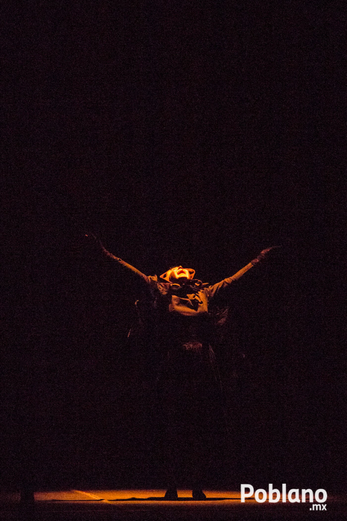 la-dama-de-negro-obra-teatro-16