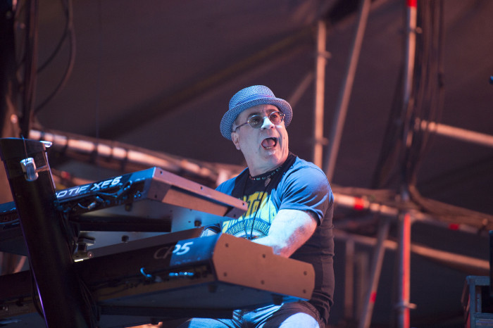 carlos-santana-cumbre-tajin-2015-3