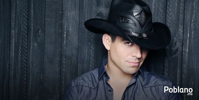 omar-chaparro-en-puebla-foro-artistico-de-la-feria-2015