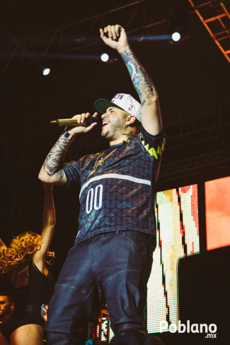farruko-feria-de-puebla-2015 (16)