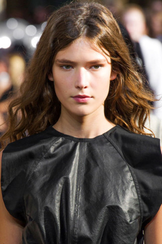 hbz-ss2016-beauty-trends-natural-texture-marant-clpa-rs16-1825