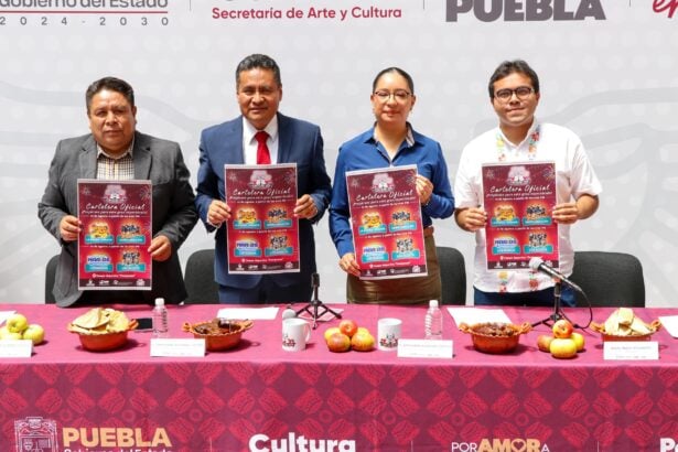 Ambiente familiar en la Feria de Coronango con música, mole y danzas folclóricas