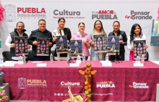 Feria tradicional en Zacatlán con música, manzanas y ambiente familiar