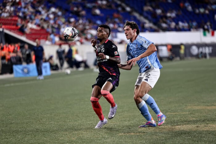 Jugadores del Club Puebla celebran la goleada 3-0 ante NYC FC en la Leagues Cup 2025