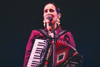 Julieta Venegas en Puebla con la gira Norteña en el Auditorio CCU